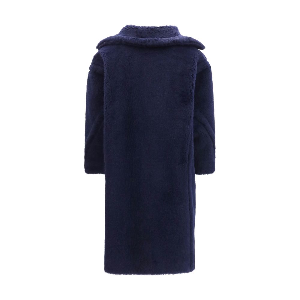 Blue Alpaca Vicugna Pacos Coat