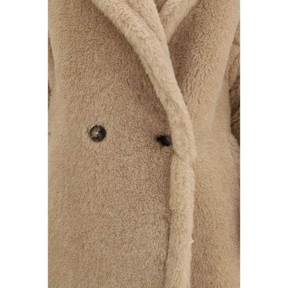 Beige Alpaca Vicugna Pacos Coat