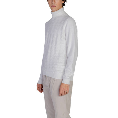 White Cotton Turtleneck