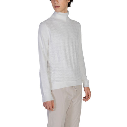 White Cotton Turtleneck